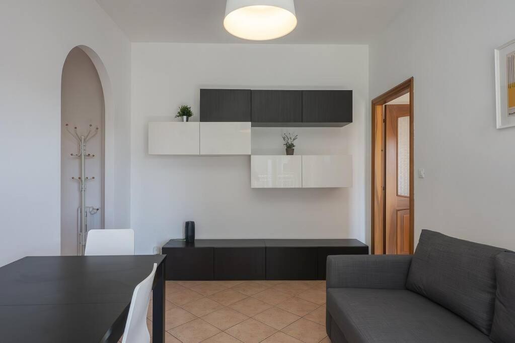Youhosty - Zuretti42 Apartment มิลาน ภายนอก รูปภาพ